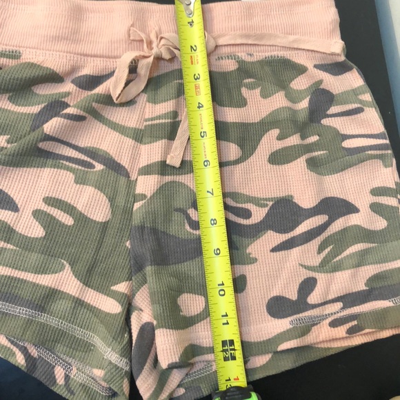 Pink Camo drawstring sleep shorts - Picture 6 of 6